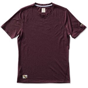 Tracksmith Horizon Tee - Wine/Ivory